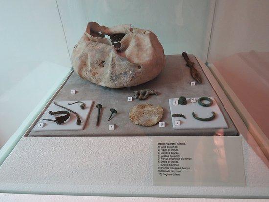 Ritrovamenti - Picture of <b>Caltavuturo</b>, Province of Palermo ...